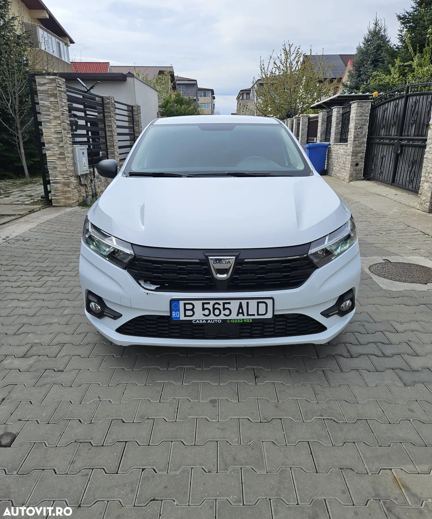 Dacia Logan ECO-G 100 Essential - 9