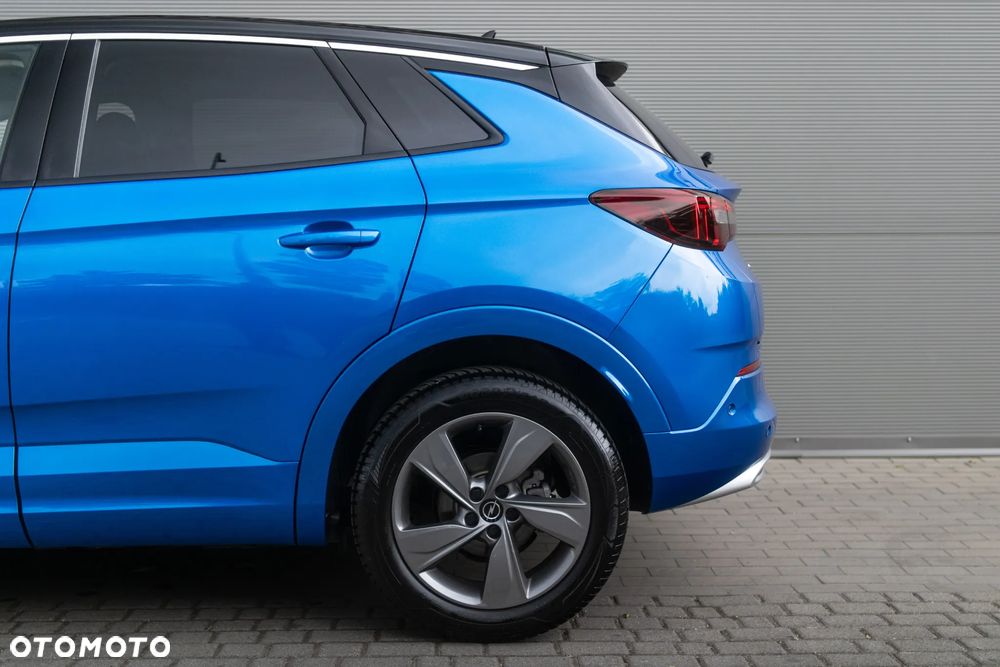 Opel Grandland 1.2 T Ultimate S&S - 21