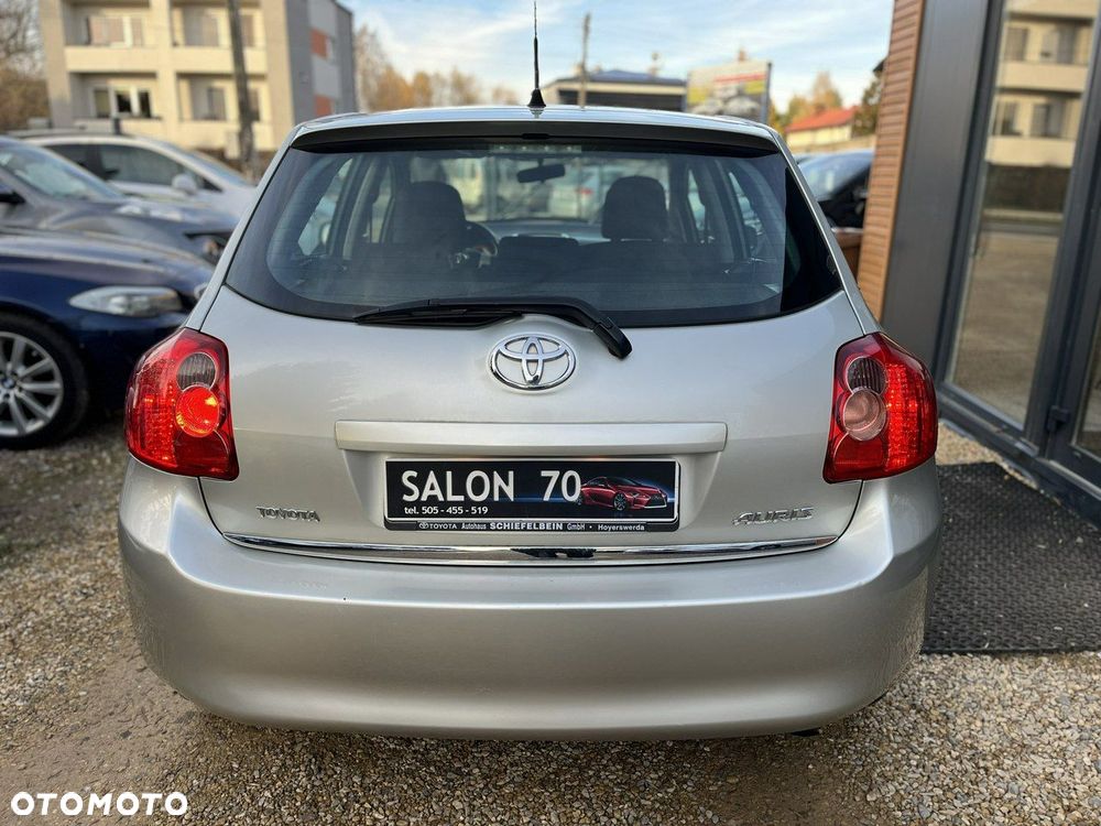 Toyota Auris - 5