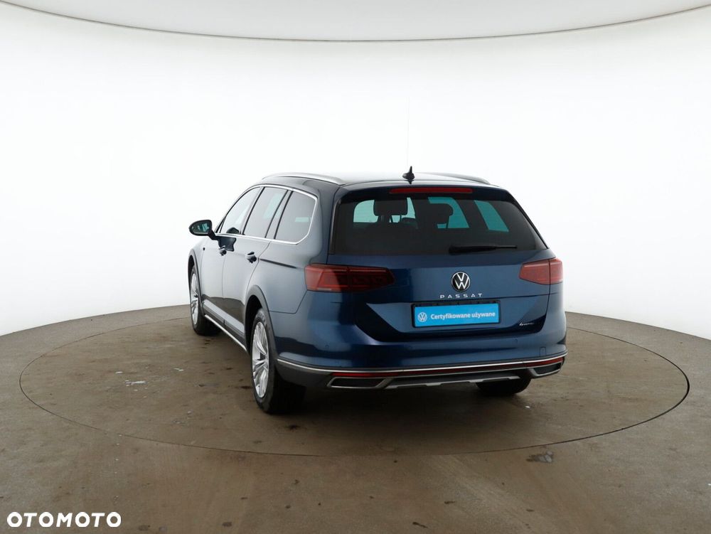 Volkswagen Passat Alltrack - 16