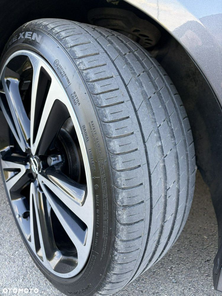 Opel Insignia - 25