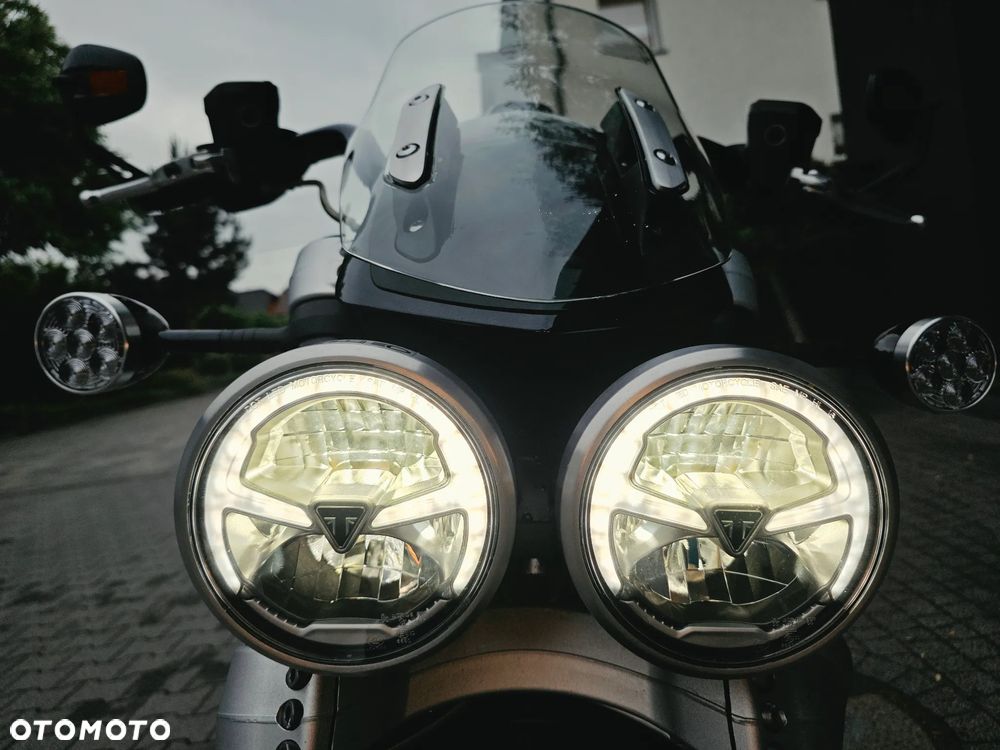 Triumph Rocket - 15