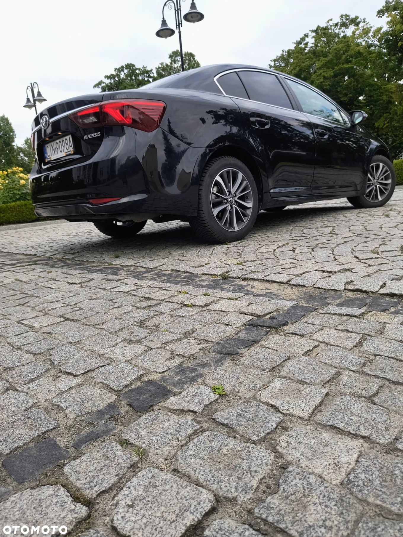 Toyota Avensis - 12