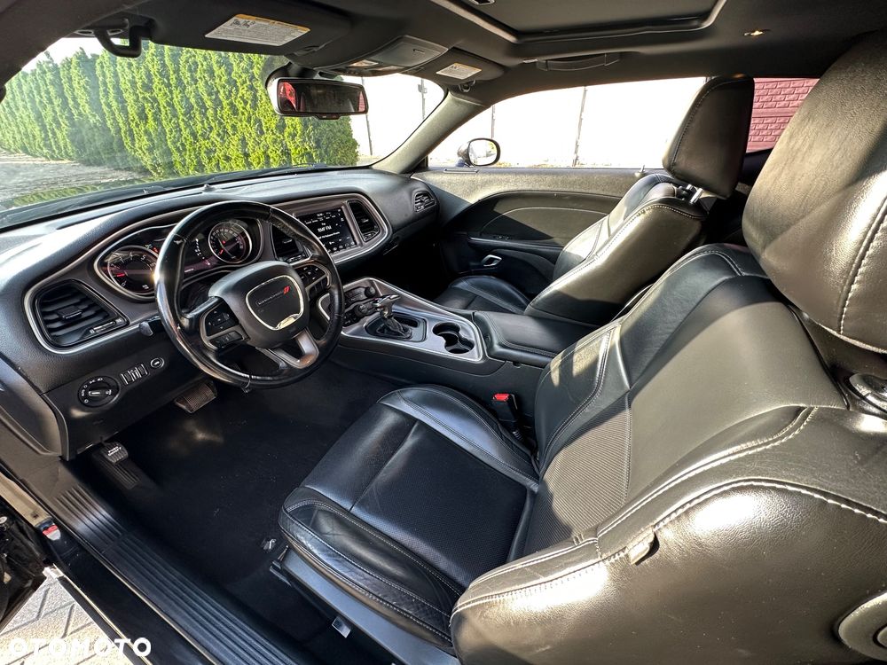 Dodge Challenger Automatik SXT Plus - 10