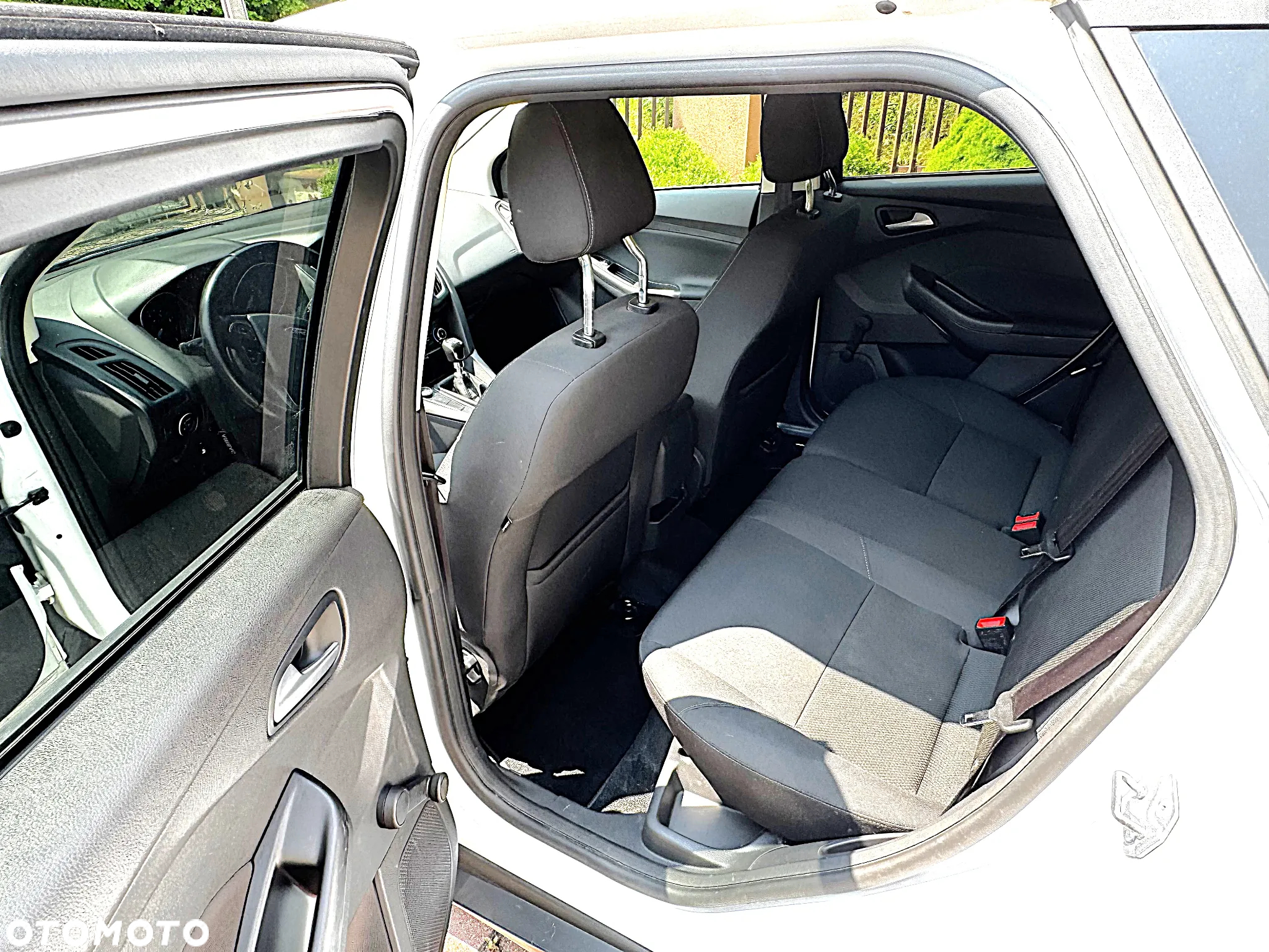 Ford Focus Turnier 1.0 EcoBoost Start-Stopp-System ACTIVE DESIGN - 8
