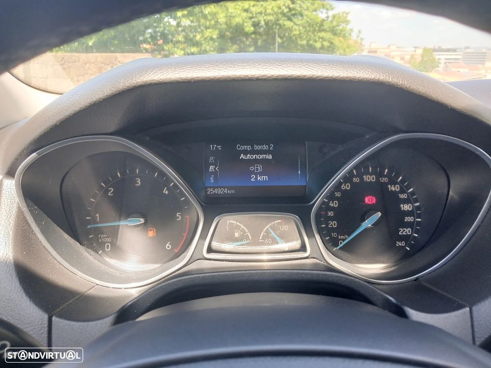 Ford Focus SW 1.5 TDCi Trend ECOnetic - 17