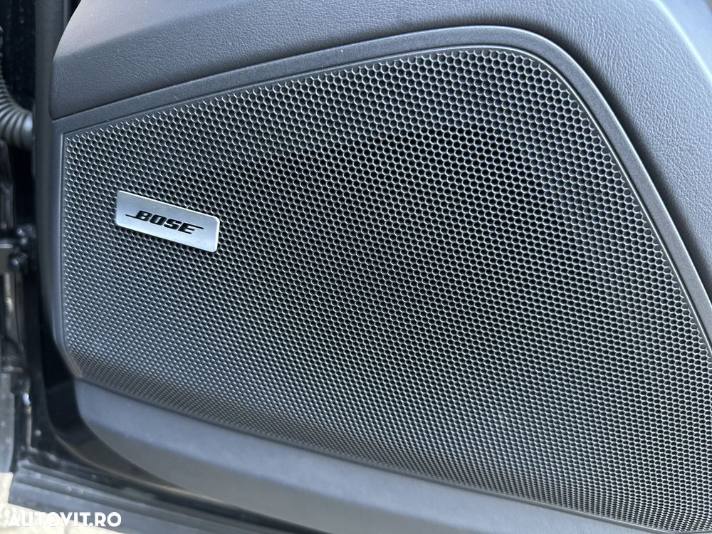 Porsche Cayenne Coupe E-Hybrid - 16