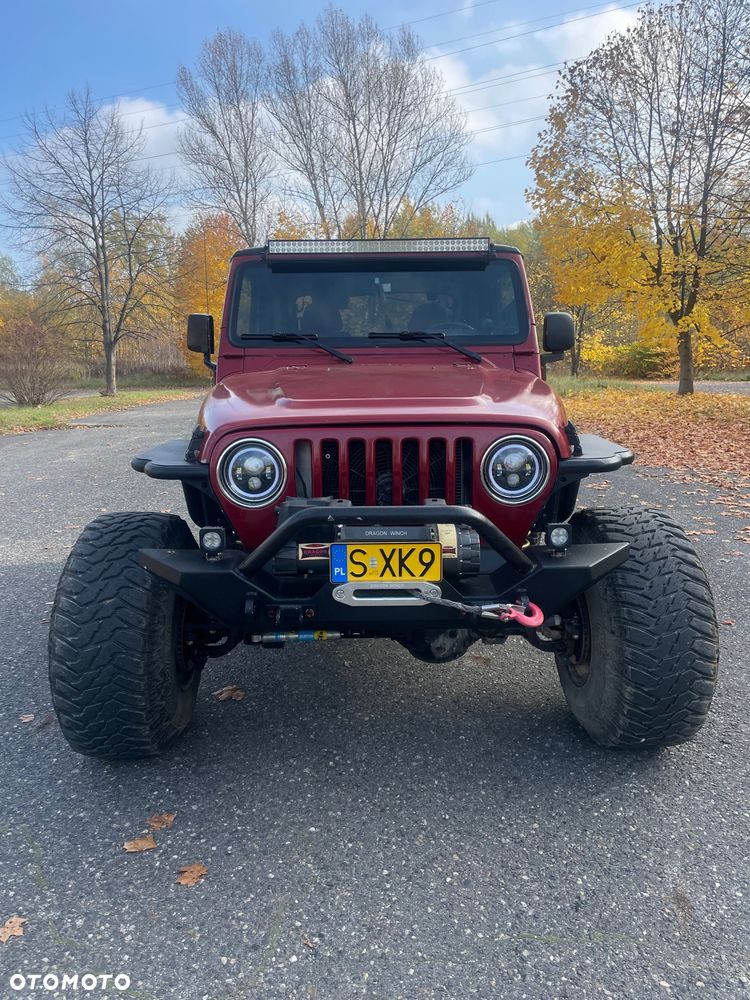 Jeep Wrangler - 12