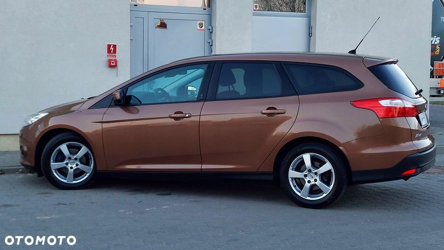 Ford Focus 1.0 EcoBoost Start-Stopp-System Champions Edition - 4