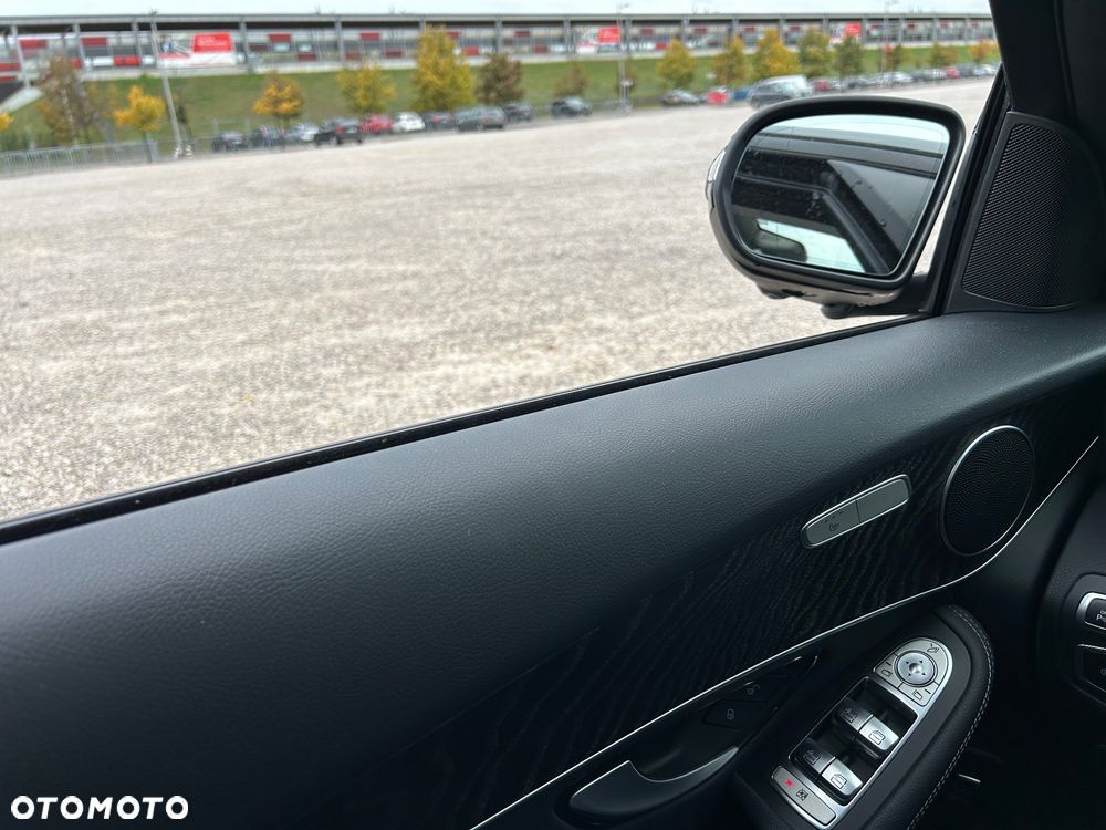 Mercedes-Benz GLC 250 4-Matic - 23