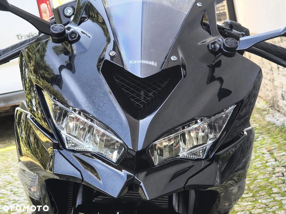 Kawasaki ZX - 4