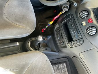 Citroën C3 1.1 SX + - 17