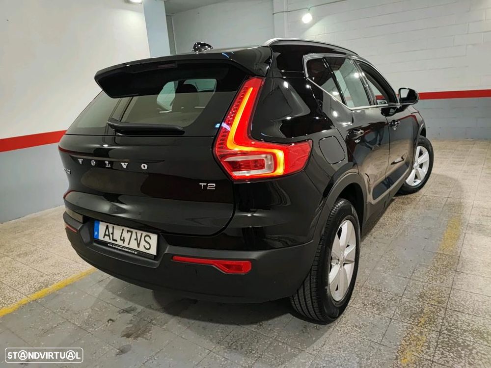 Volvo XC 40 1.5 T2 Momentum - 3