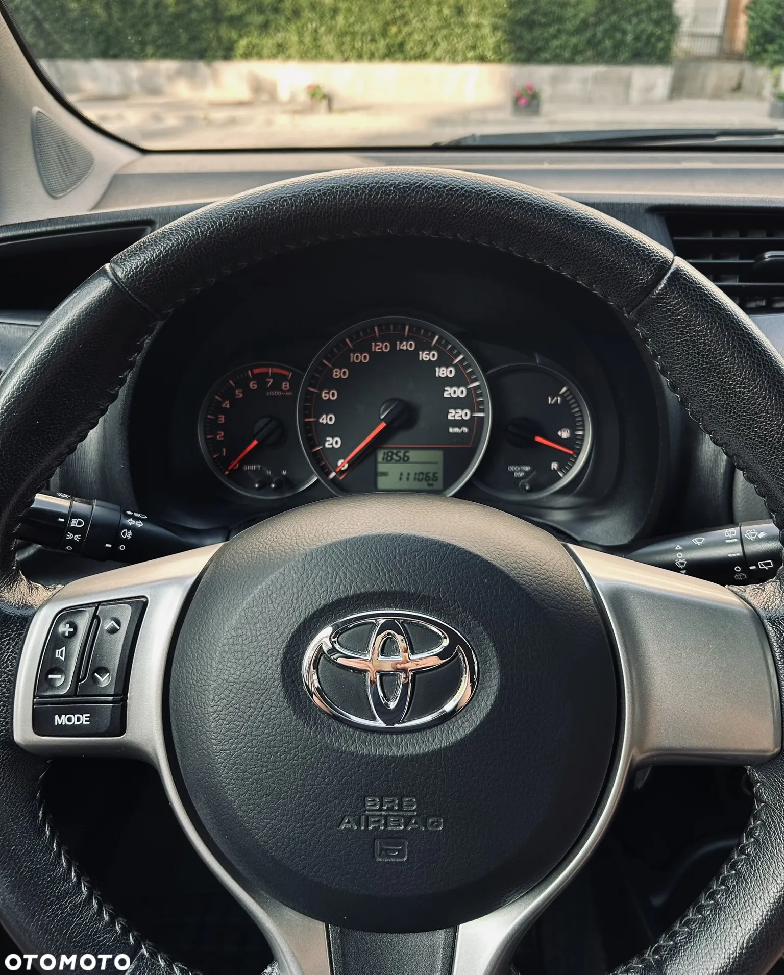Toyota Yaris - 6