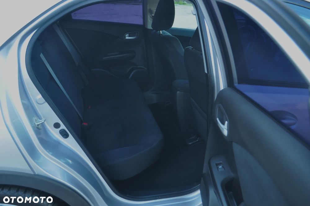 Honda Civic 1.8 i-VTEC Sport - 27