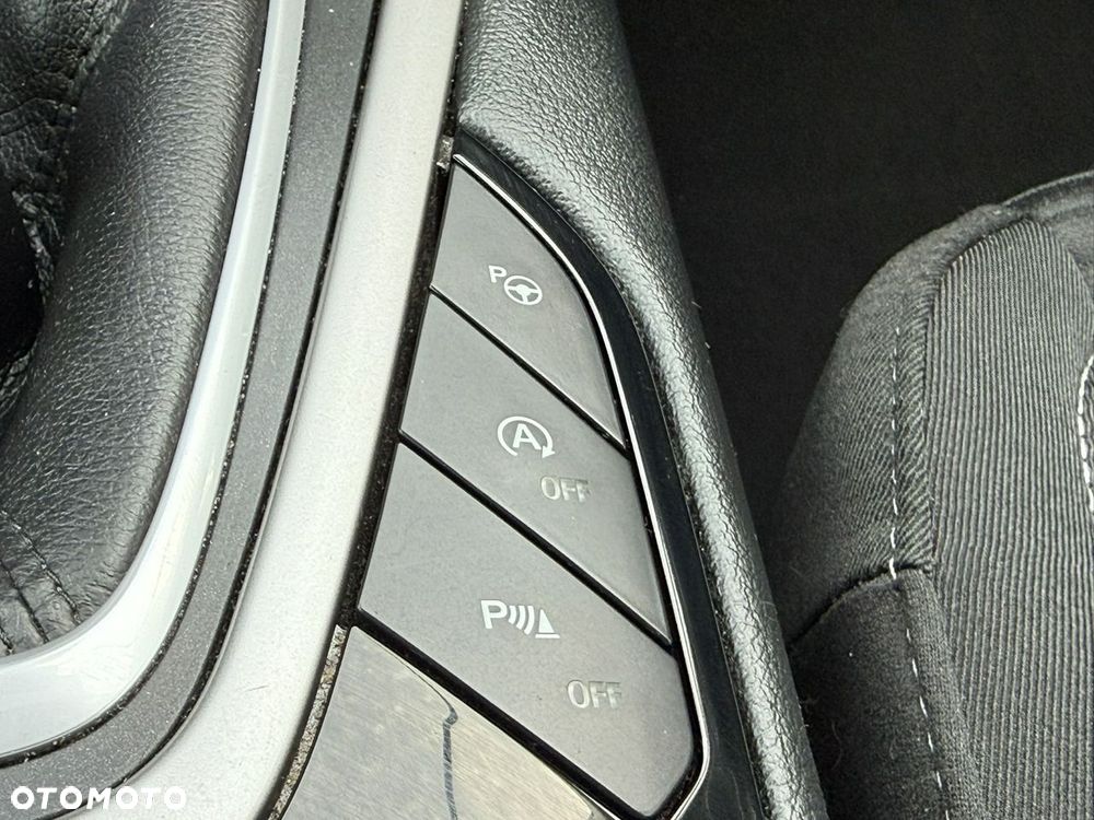 Ford S-Max 2.0 TDCi Trend - 22