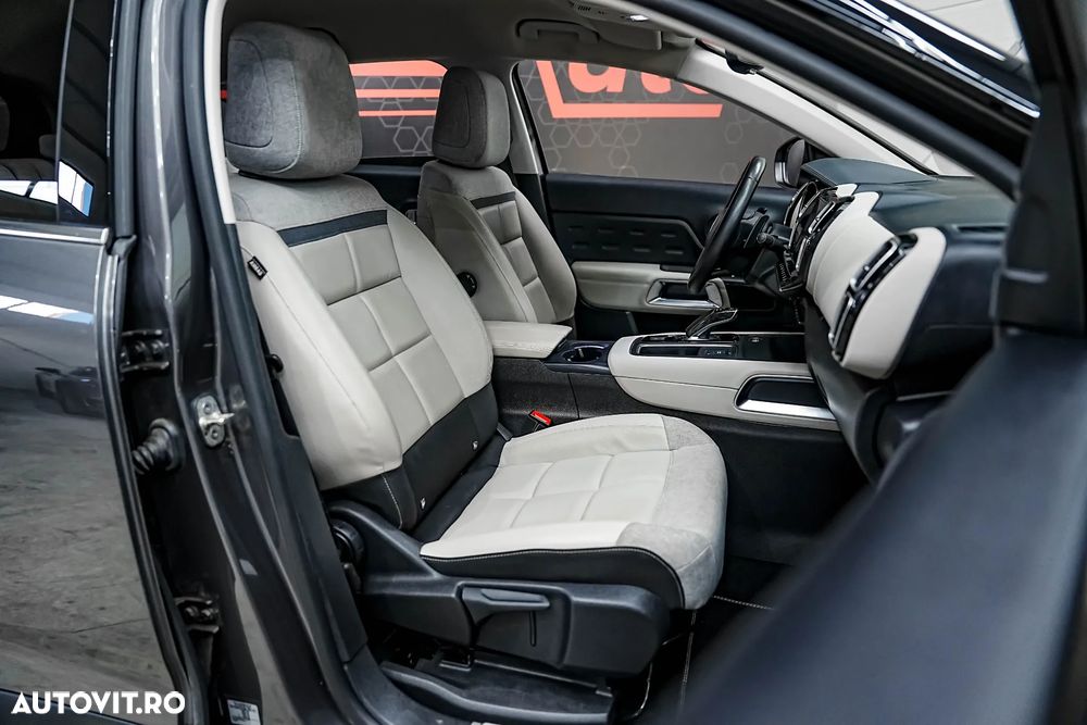 Citroën C5 Aircross 1.6 PHEV FWD 225 EAT8 Shine - 8