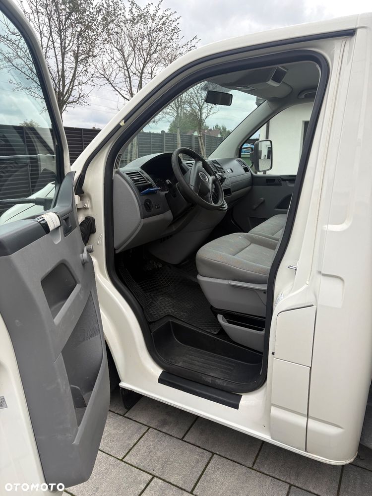 Volkswagen Transporter - 4