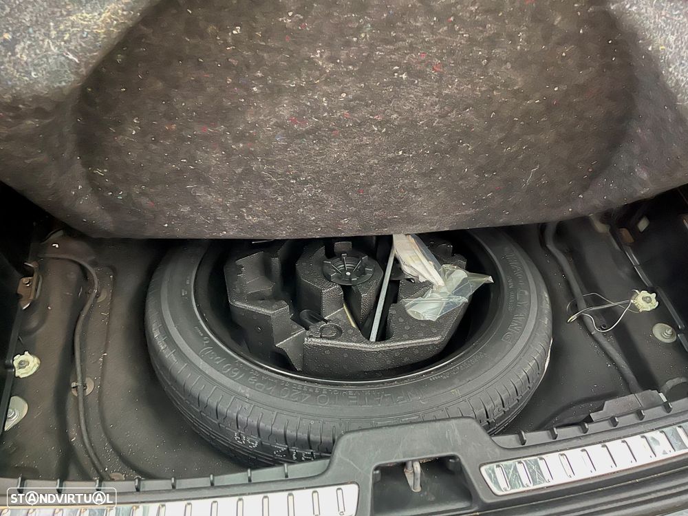 Volvo XC 90 2.0 D4 Momentum - 40