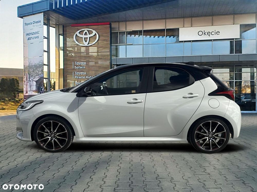 Toyota Yaris Hybrid 1.5 GR Sport - 3