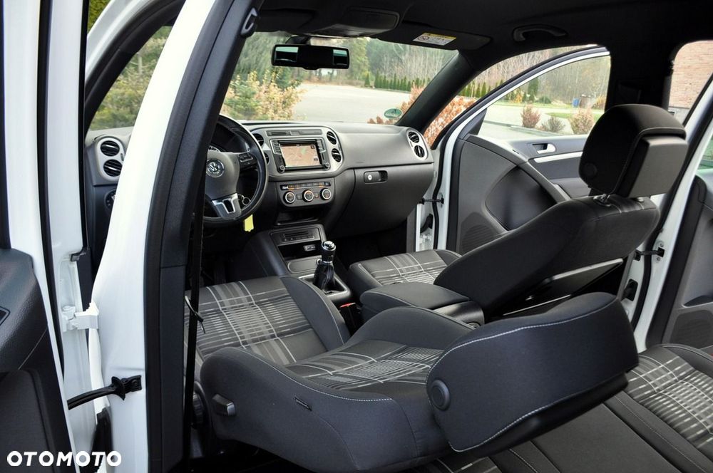 Volkswagen Tiguan - 30