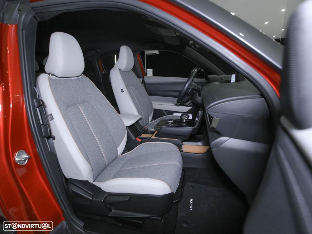 Mazda MX-30 e-Skyactiv Excellence - 10