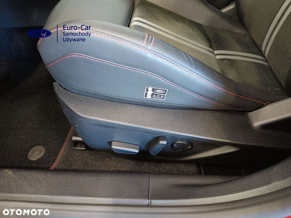 Ford Focus 2.3 EcoBoost ST - 29