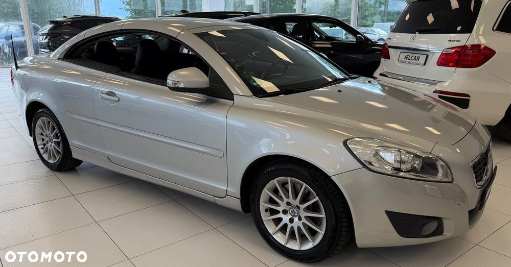 Volvo C70 2.0D Momentum - 12