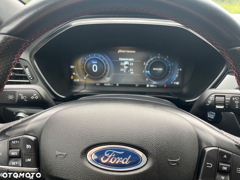Ford Kuga 1.5 EcoBoost FWD ST-Line - 9