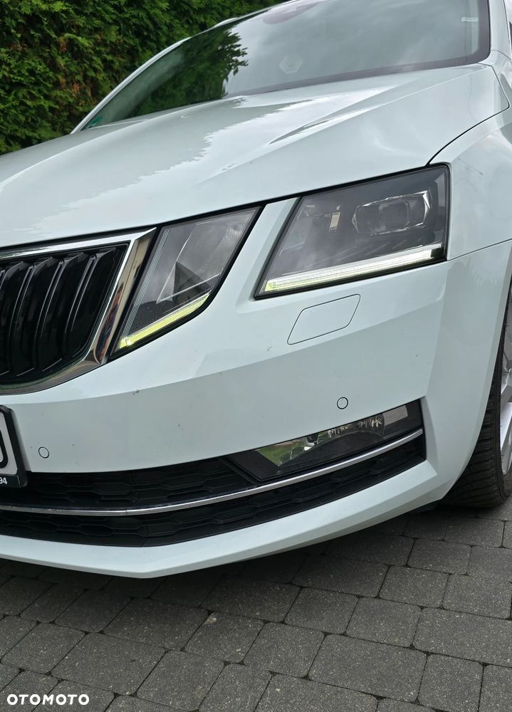 Skoda Octavia 2.0 TDI DSG Premium Edition - 22