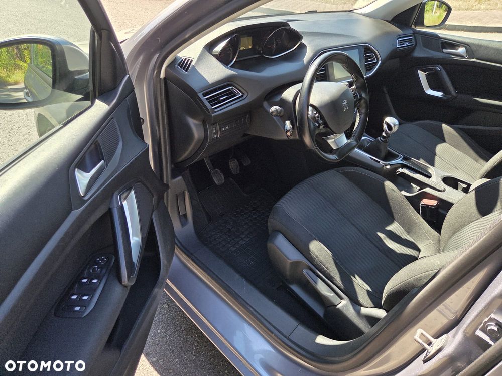 Peugeot 308 1.6 BlueHDi Business Line S&S - 11