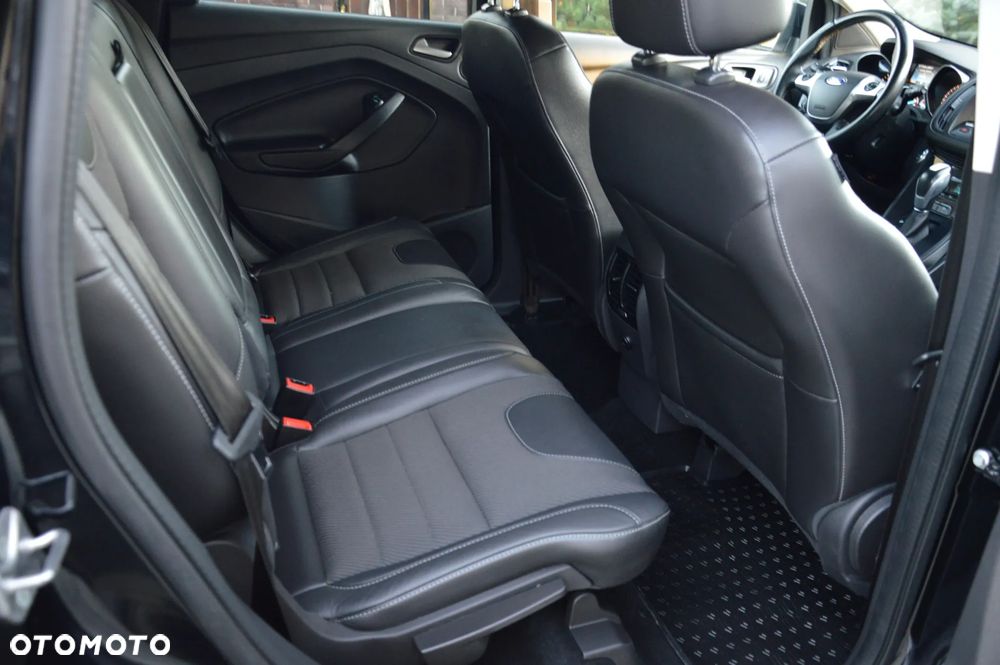 Ford Kuga - 22