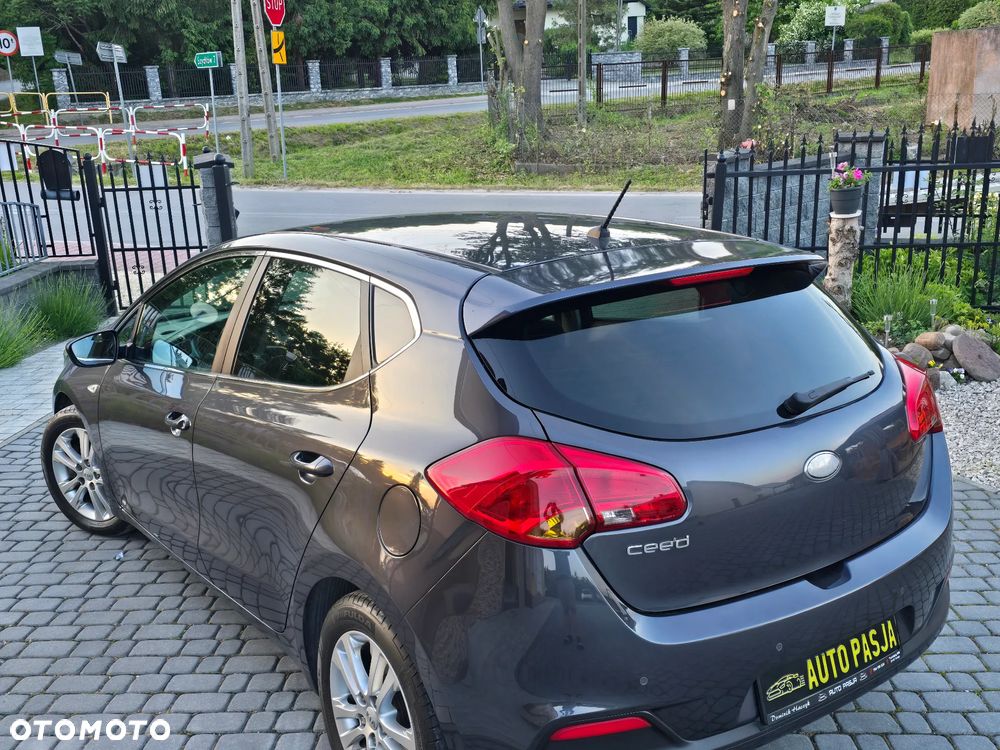 Kia Ceed 1.6 GDI Vision - 18