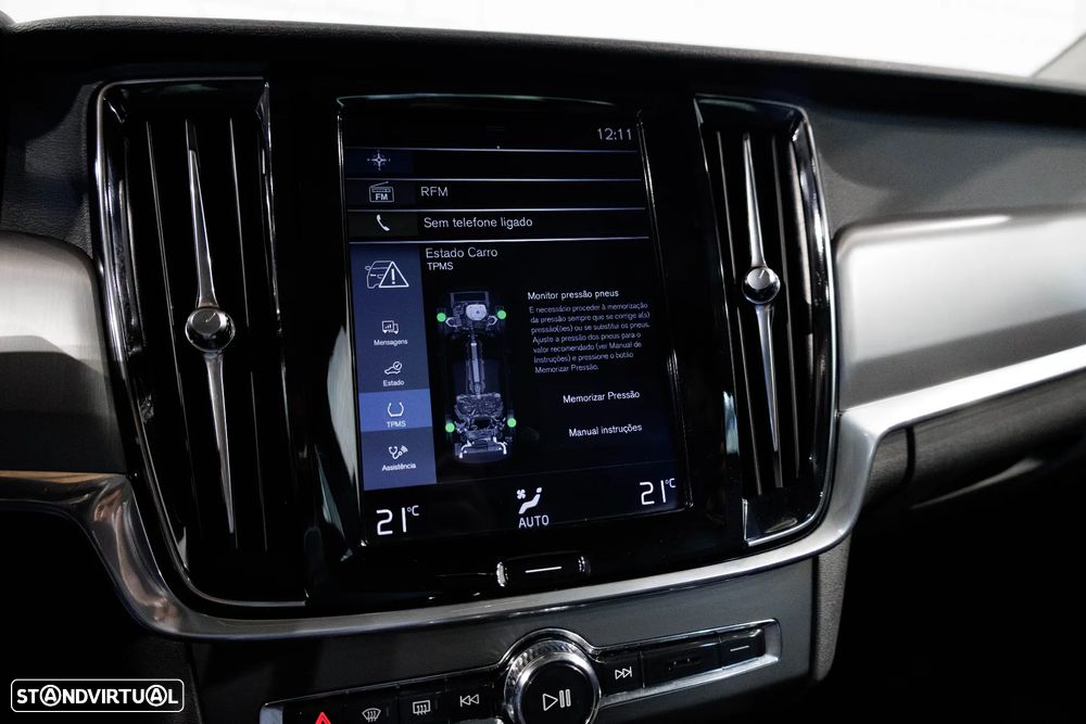 Volvo S90 2.0 T8 Momentum Plus AWD Geartronic - 27