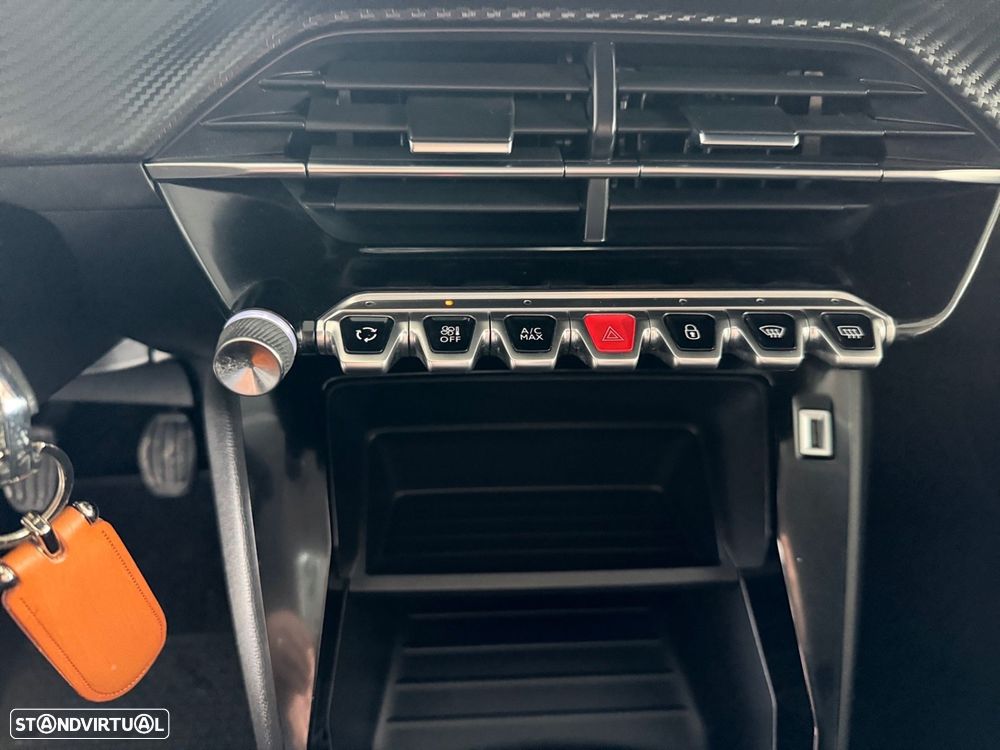 Peugeot 208 1.2 PureTech Active - 13