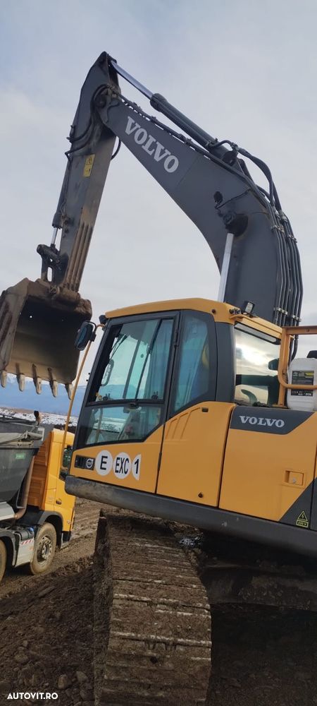 Volvo EC220DL - 5