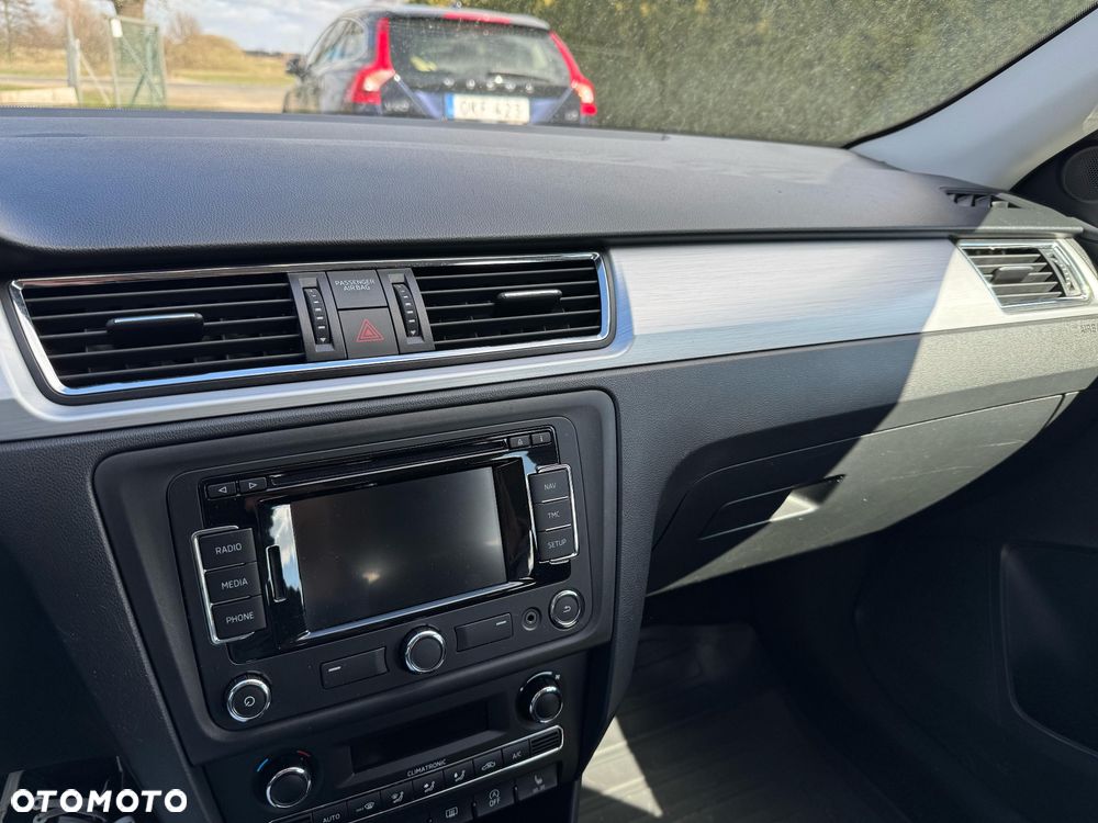 Skoda RAPID 1.2 TSI Elegance - 12