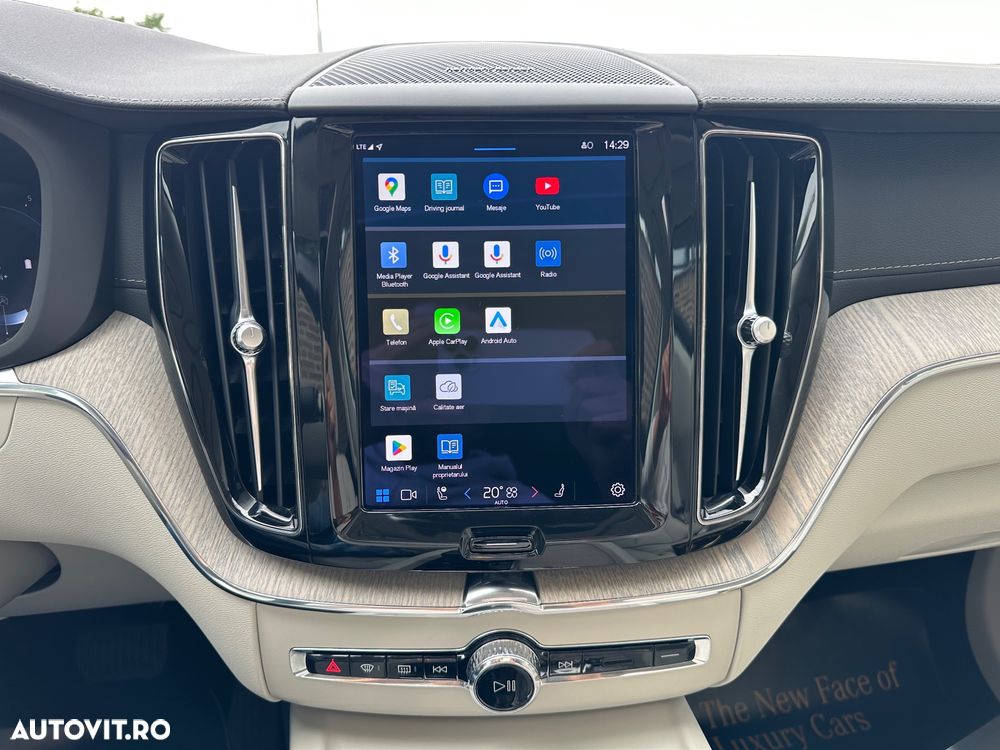 Volvo XC 60 B4 MHEV AT AWD Ultimate Dark - 25