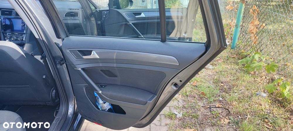 Volkswagen Golf 1.5 TSI ACT OPF DSG Comfortline - 30
