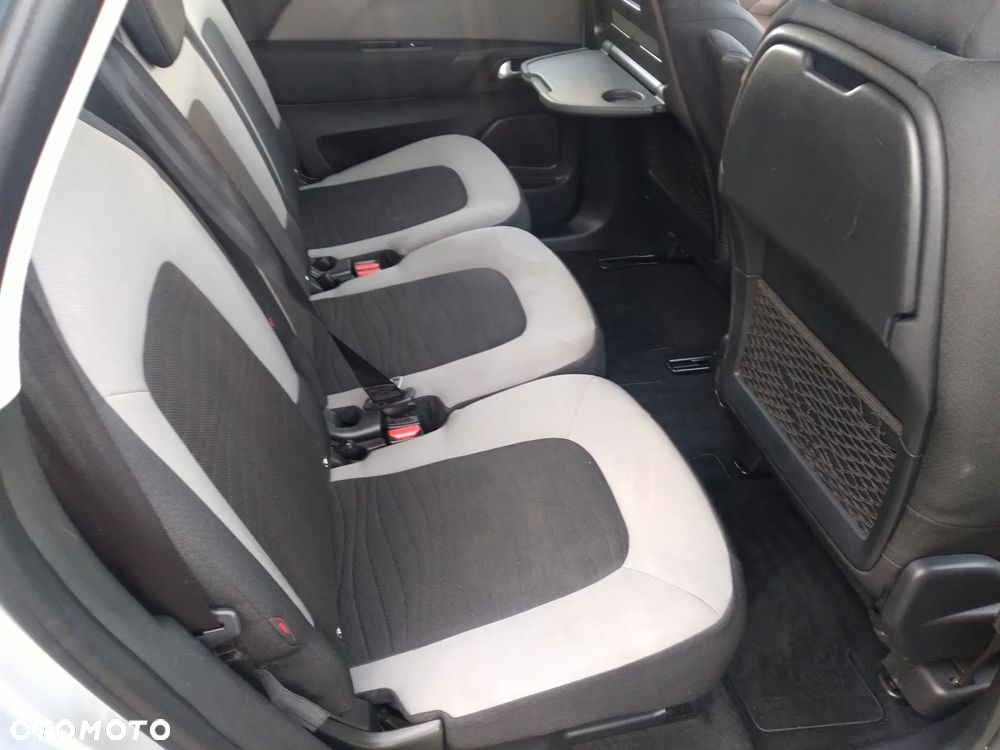 Citroën C4 Picasso e-HDi 115 Attraction - 16