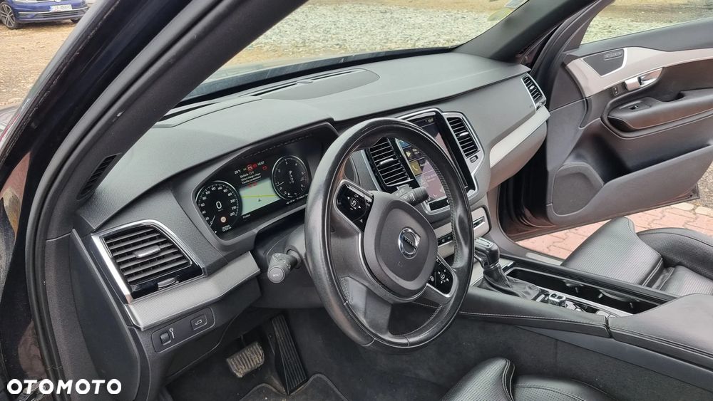 Volvo XC 90 - 34