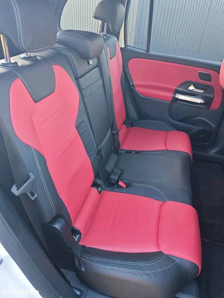 Mercedes-Benz GLB 250 4Matic 8G-DCT AMG Line - 21