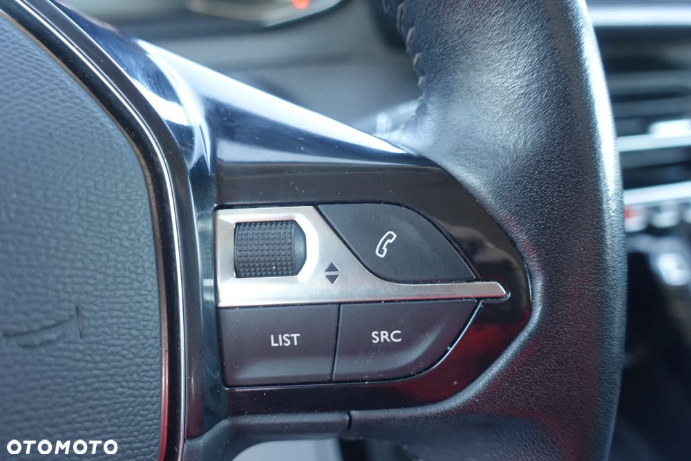 Peugeot 2008 PureTech 100 Stop&Start Active Pack - 25