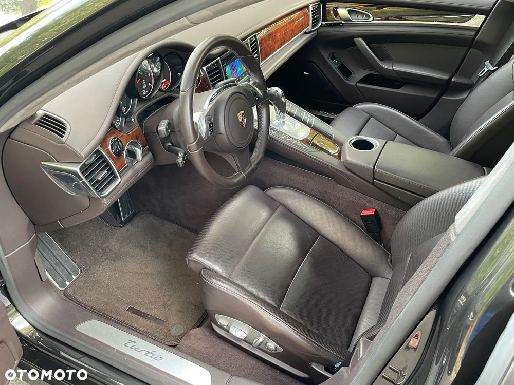 Porsche Panamera Turbo Executive PDK - 9