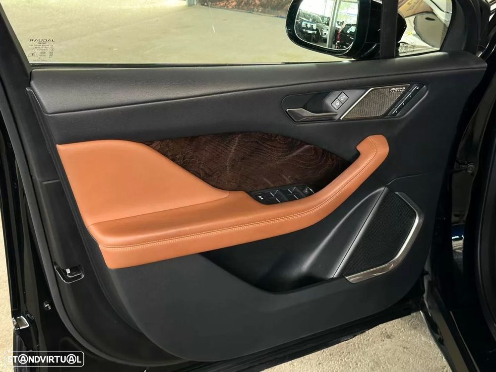 Jaguar I-Pace EV400 R-Dynamic HSE AWD - 14