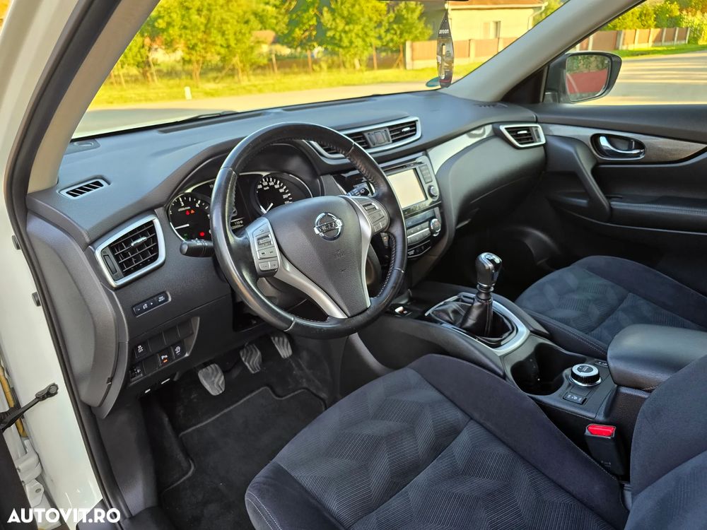 Nissan X-Trail 1.6 dCi ALL-MODE 4x4i Acenta - 16