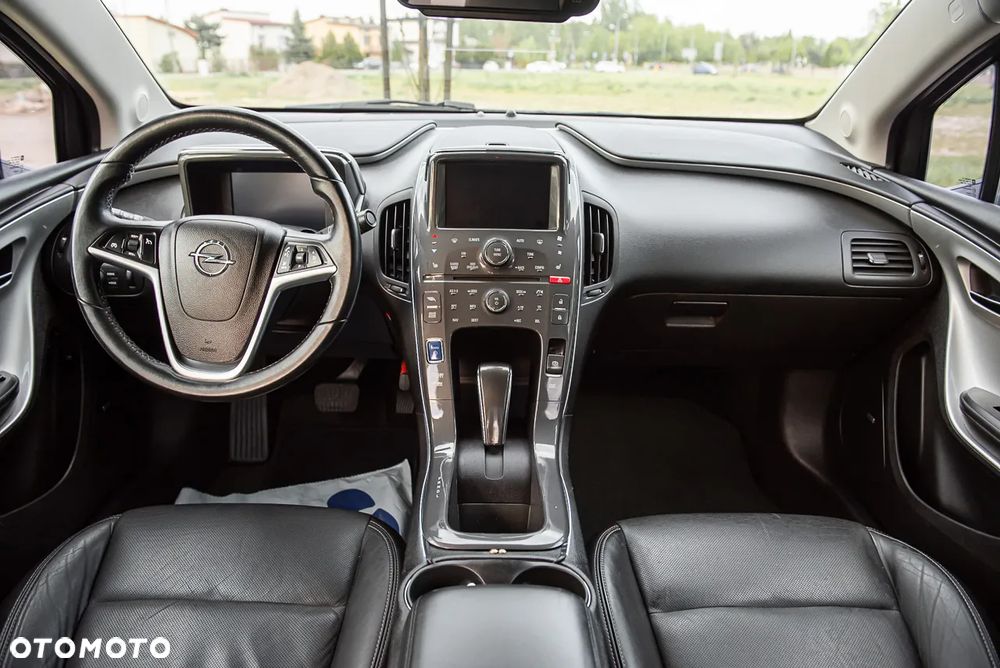 Opel Ampera - 28