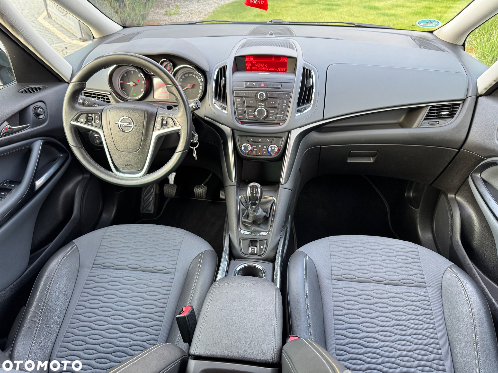 Opel Zafira Tourer 2.0 CDTI Edition - 17