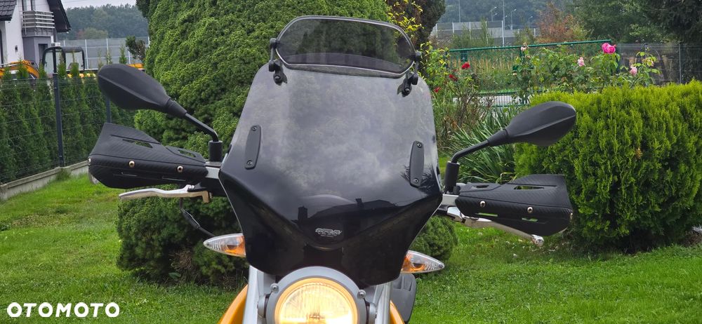 BMW G - 25