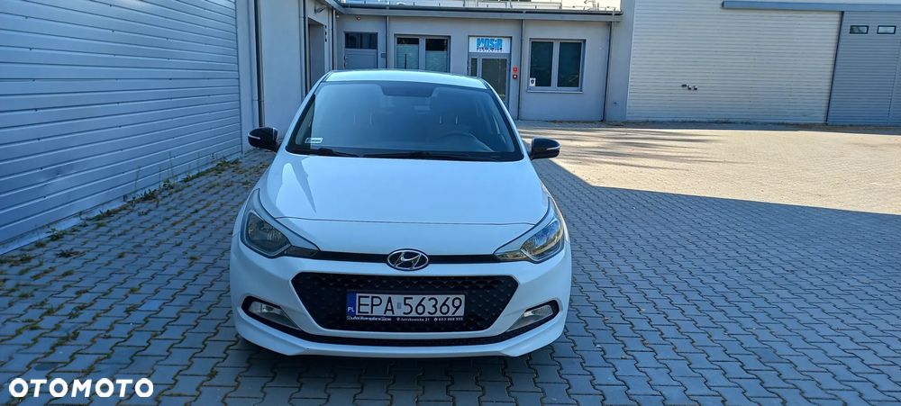 Hyundai i20 1.1 CRDi Comfort - 13